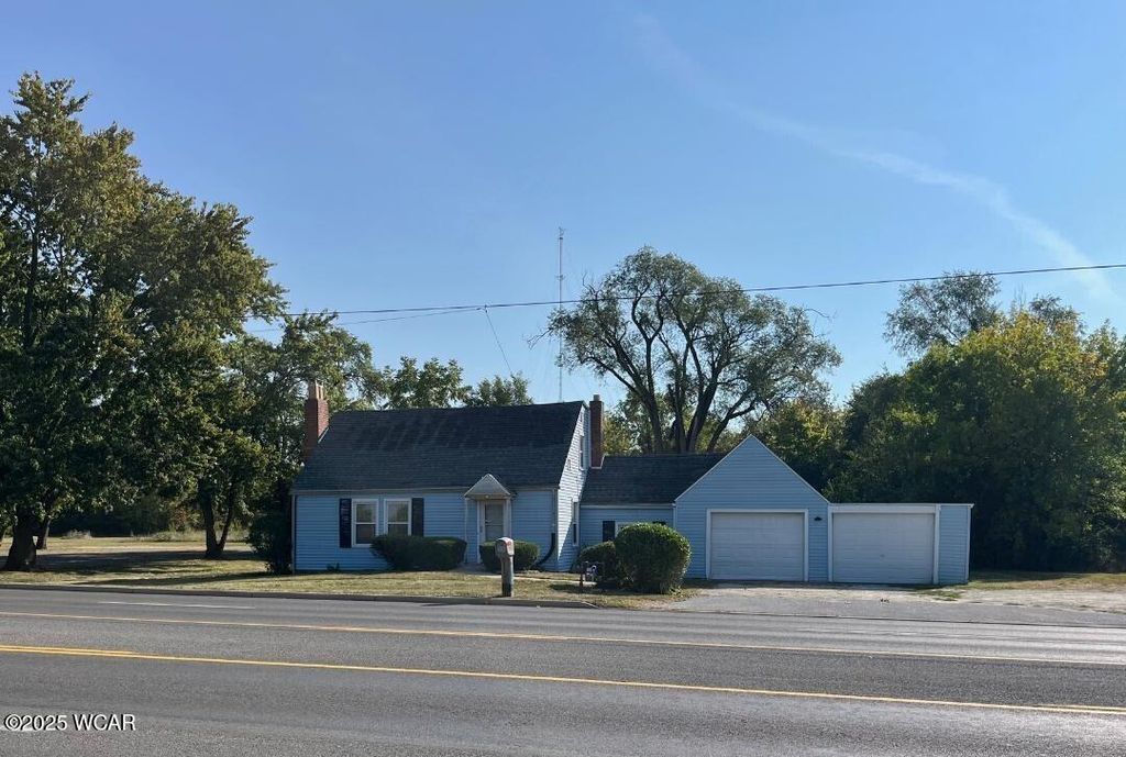 Photo of 2120 N Eastown Road, Lima, OH 45807 (MLS # 308287)