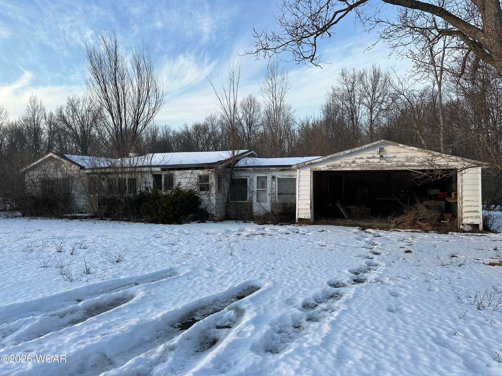 Photo of 33603370 Springview Drive, Lima, OH 45805 (MLS # 309401)