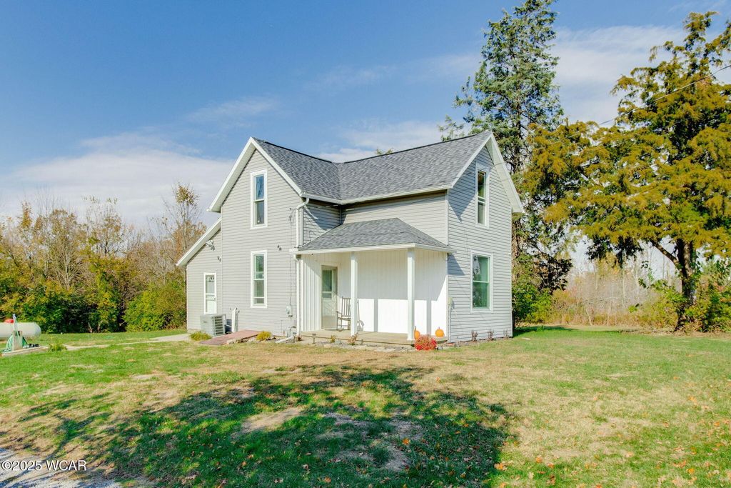 Photo of 663 N Mcclure Road, Lima, OH 45801 (MLS # 308748)
