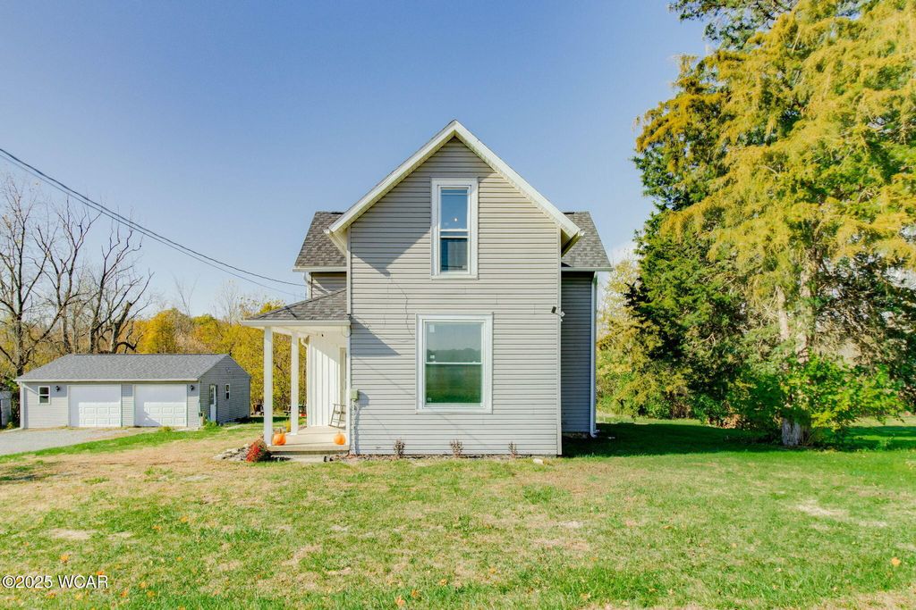 Photo of 663 N Mcclure Road, Lima, OH 45801 (MLS # 308748)
