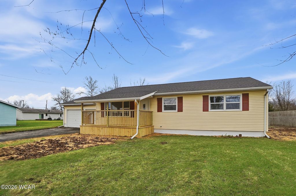 Photo of 2286 N Cole Street, Lima, OH 45801 (MLS # 309894)