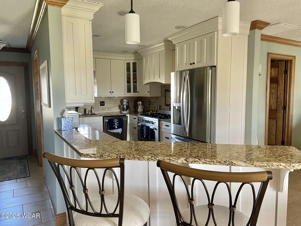 Photo of 1657 Robinhood Drive, Lima, OH 45805 (MLS # 309748)