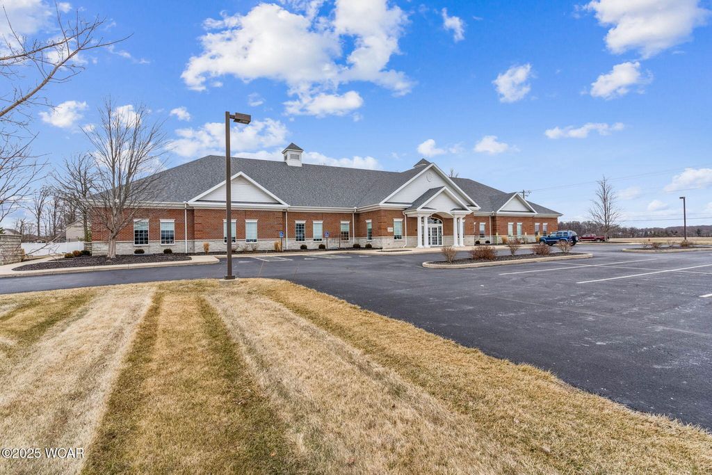 Photo of 2498 Bluestone Drive, Findlay, OH 45840 (MLS # 306668)