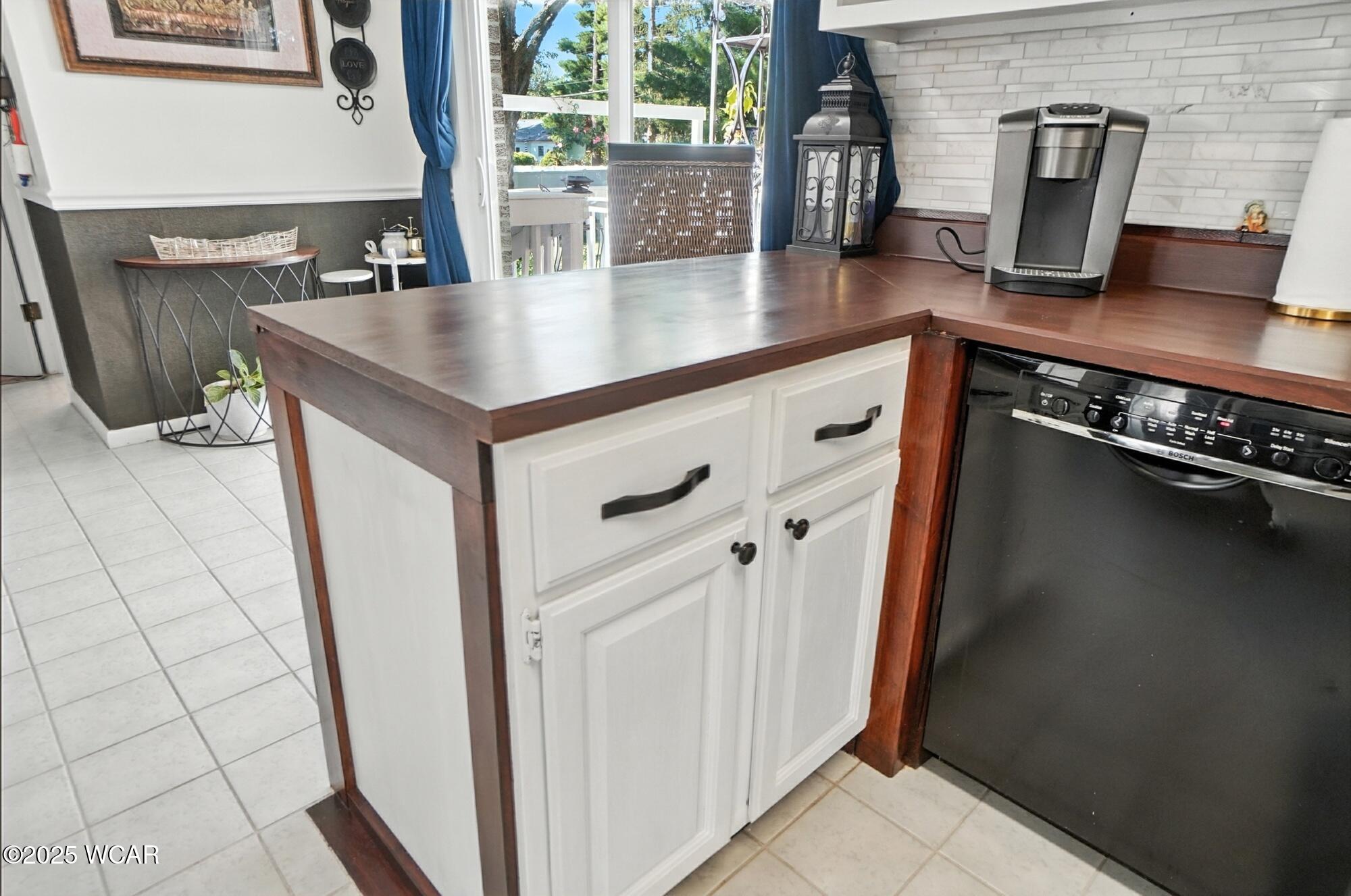 Lima, Ohio 45805, United States, 4 Bedrooms Bedrooms, ,3 BathroomsBathrooms,Residential,Active,193573