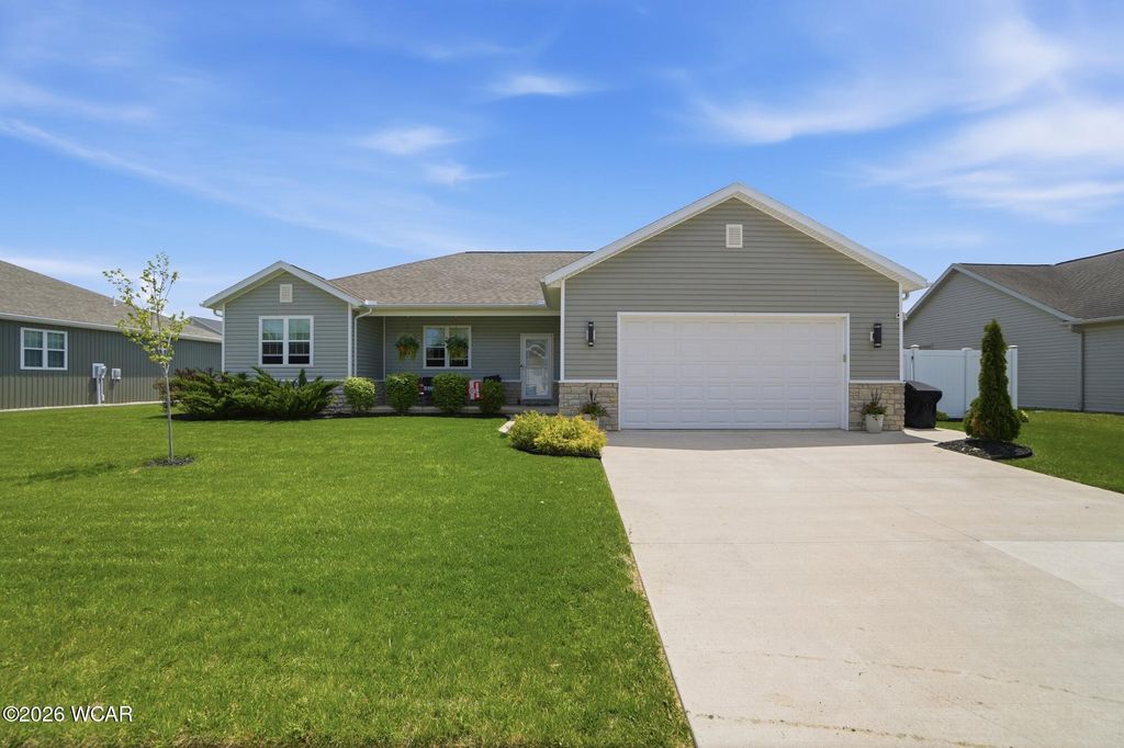 Photo of 3493 Weldon Drive, Lima, OH 45806 (MLS # 310123)