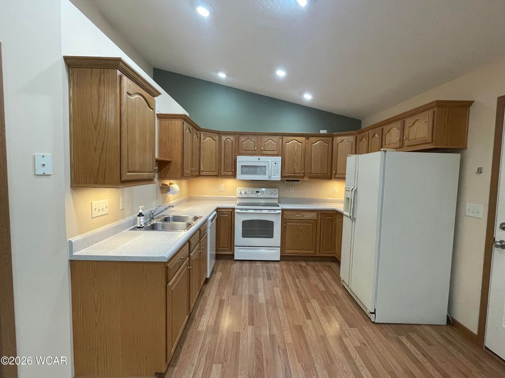 Photo of 147 Eagles Point Street S, Lima, OH 45805 (MLS # 309173)