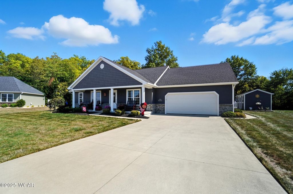 Photo of 1734 Woodberry Creek Drive, Lima, OH 45807 (MLS # 308244)
