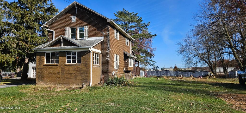 Photo of 2370 N McDonel Street, Lima, OH 45801 (MLS # 308848)