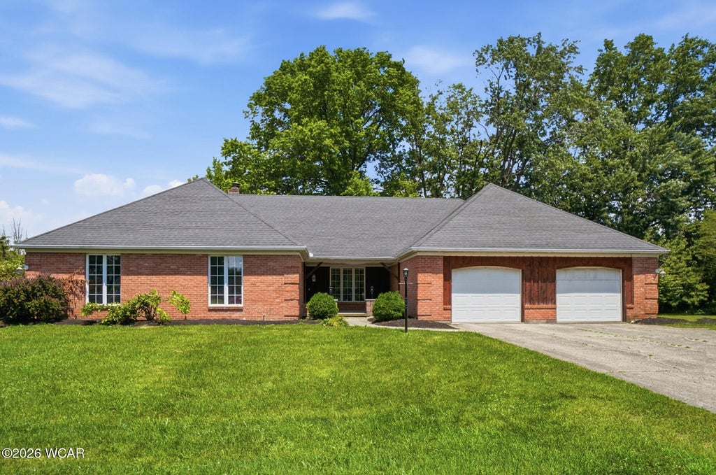 Photo of 2528 Glen Arbor Drive, Lima, OH 45805 (MLS # 310737)