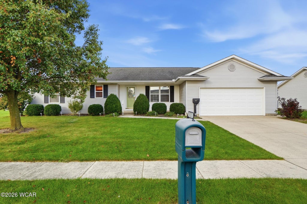 Photo of 923 Sunrise Drive, Wapakoneta, OH 45895 (MLS # 311836)