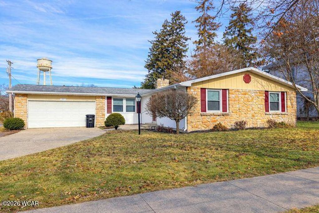 Photo of 205 Market Street, Rockford, OH 45882 (MLS # 309181)