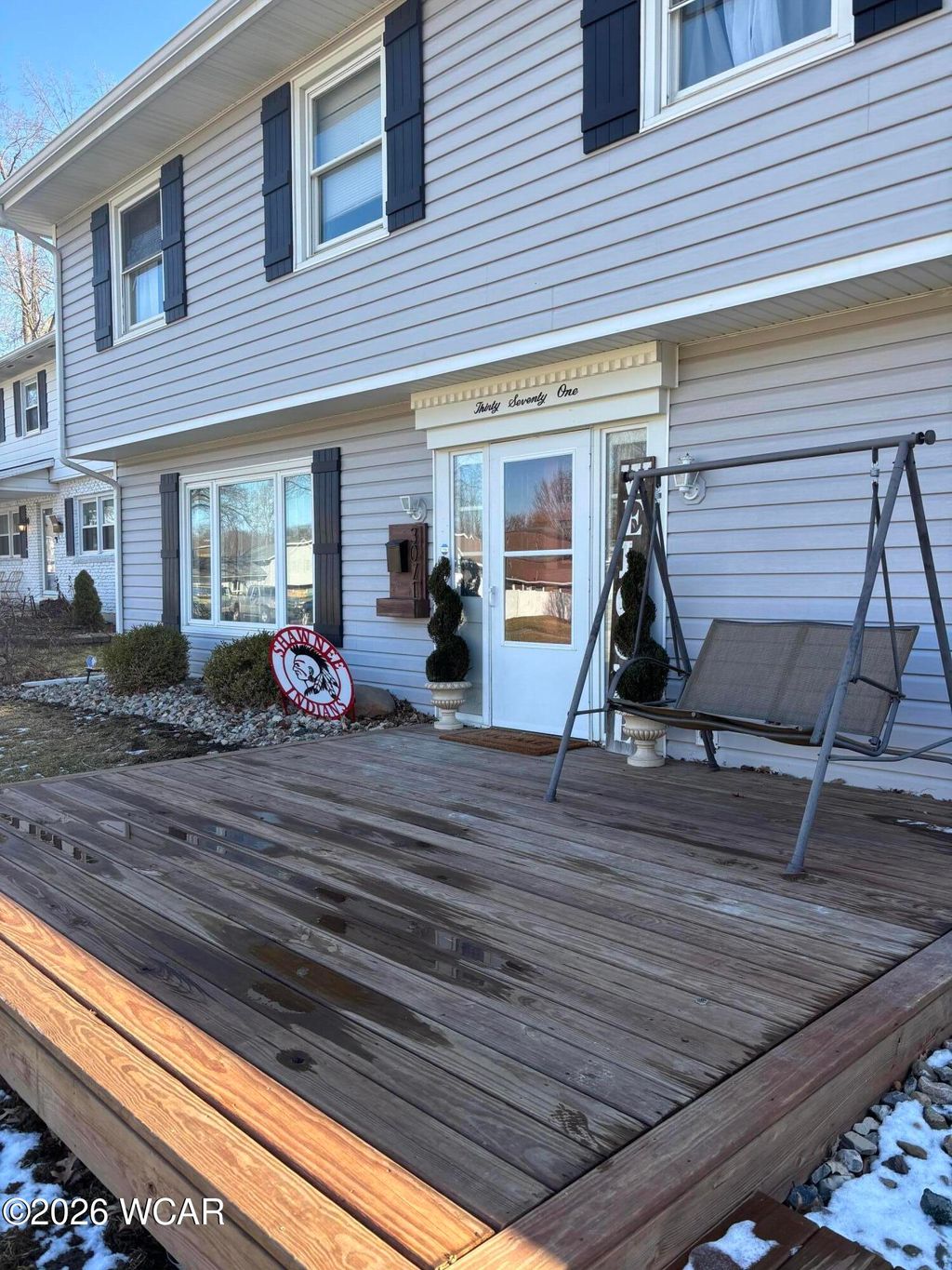 Photo of 3071 Canterbury Drive, Lima, OH 45805 (MLS # 310031)