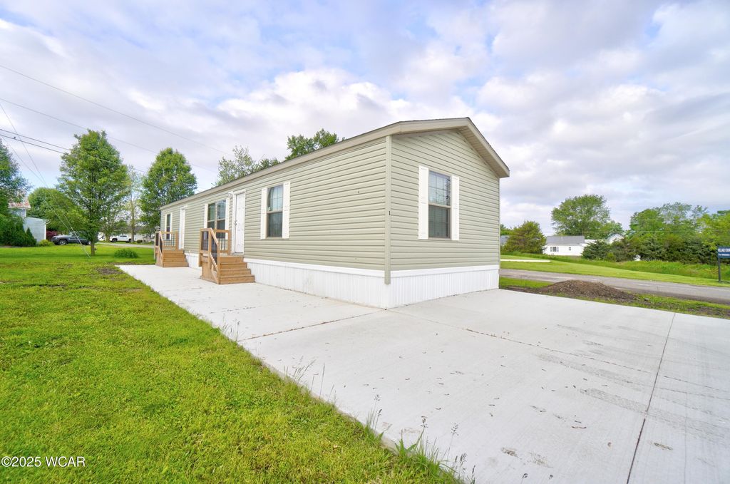 Photo of 714 Briggs Avenue #1, Spencerville, OH 45887 (MLS # 307174)