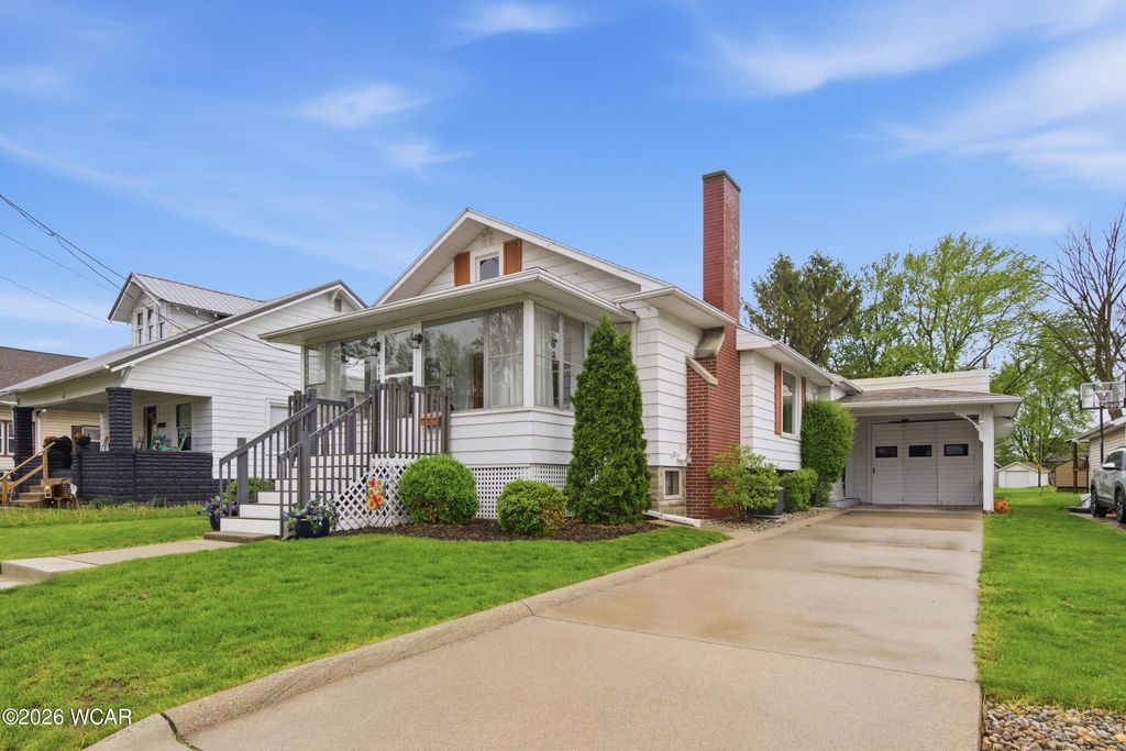 Photo of 613 Woodland Avenue, Van Wert, OH 45891 (MLS # 310039)