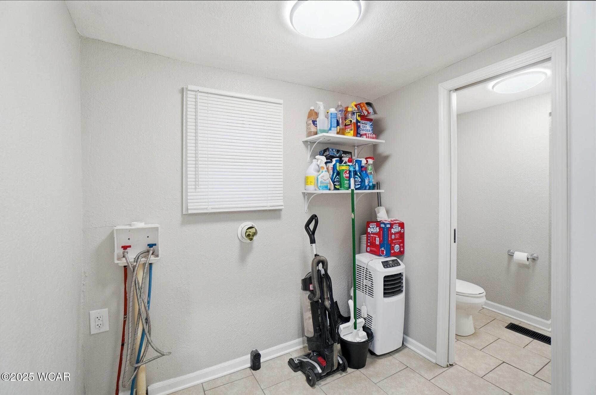 Lima, Ohio 45805, United States, 3 Bedrooms Bedrooms, ,2 BathroomsBathrooms,Residential,Active,254044