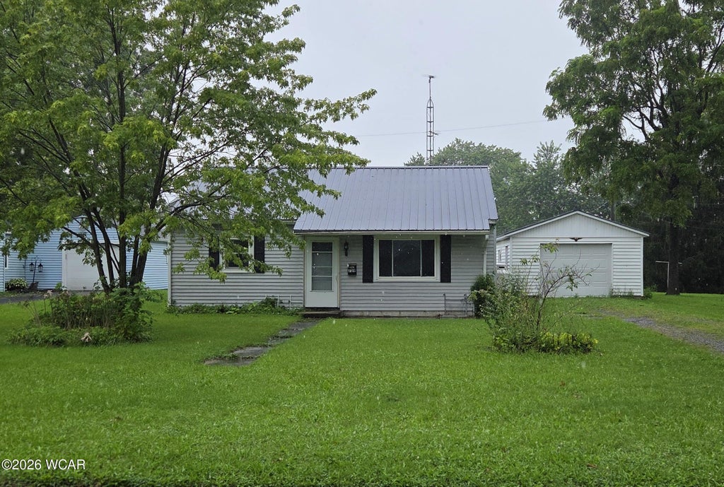 Photo of 729 S Tyler Street, Van Wert, OH 45891 (MLS # 311374)