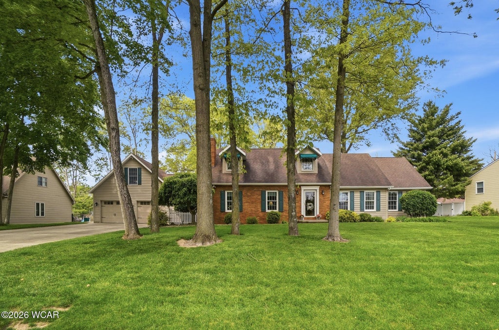 Photo of 3618 Hiawatha Trail, Lima, OH 45806 (MLS # 310283)