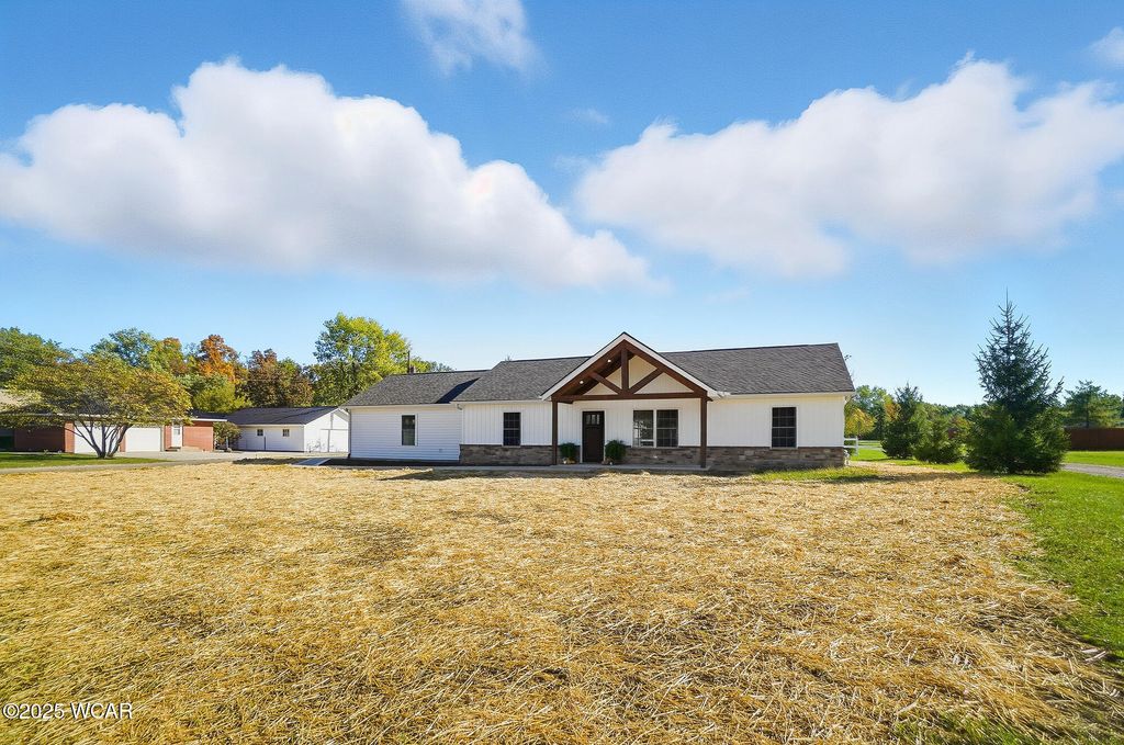 Photo of 1911 Wonderlick Road, Lima, OH 45805 (MLS # 308402)