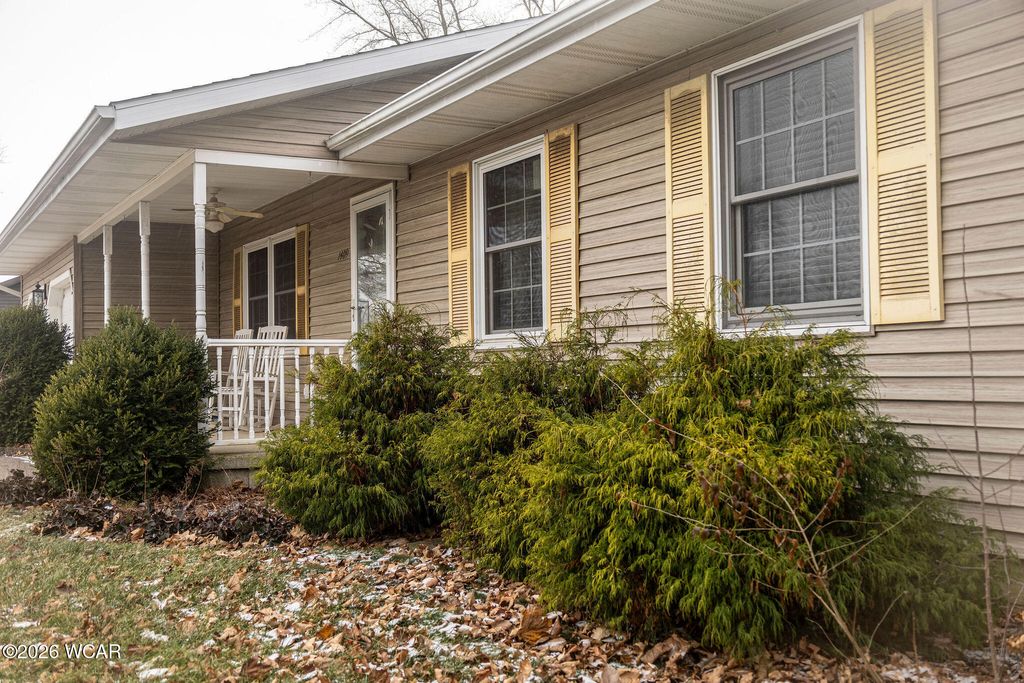 Photo of 1409 James Drive, Celina, OH 45822 (MLS # 309133)