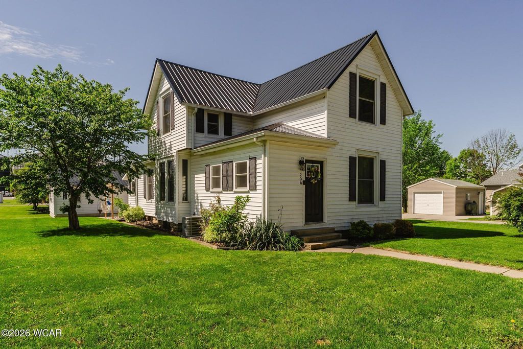 Photo of 206 E Monroe Street, Pandora, OH 45877 (MLS # 310164)