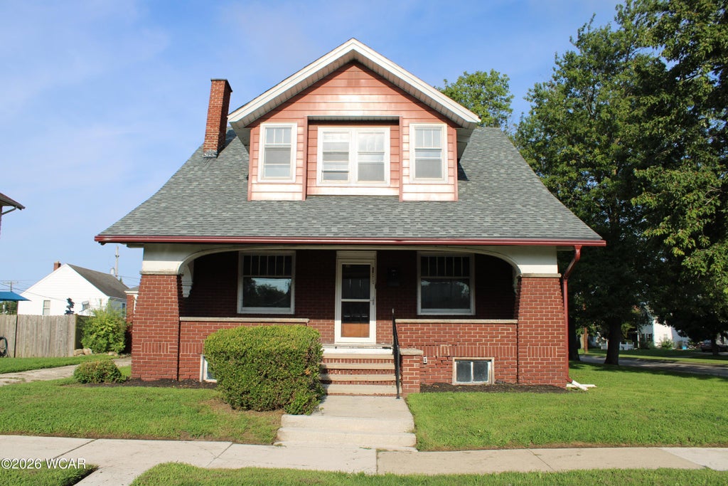 Photo of 737 N Union Street, Fostoria, OH 44830 (MLS # 311298)
