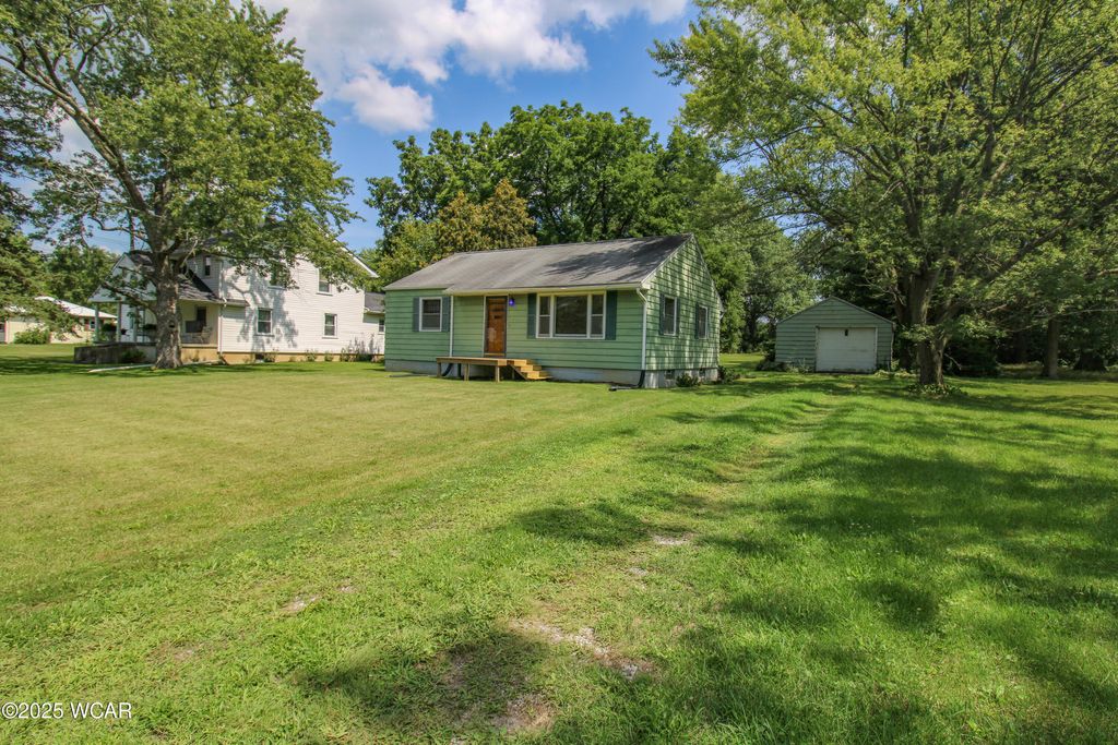 Photo of 1730 Homeward Avenue, Lima, OH 45805 (MLS # 307926)