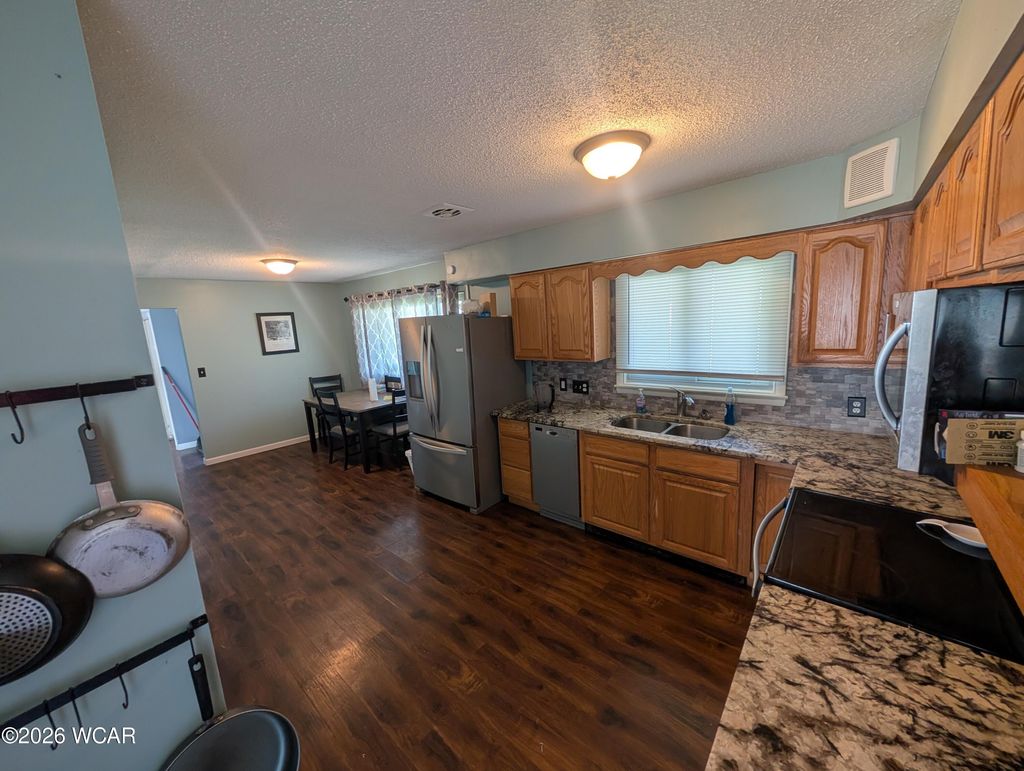 Photo of 708 Gloria Avenue, Lima, OH 45805 (MLS # 310017)