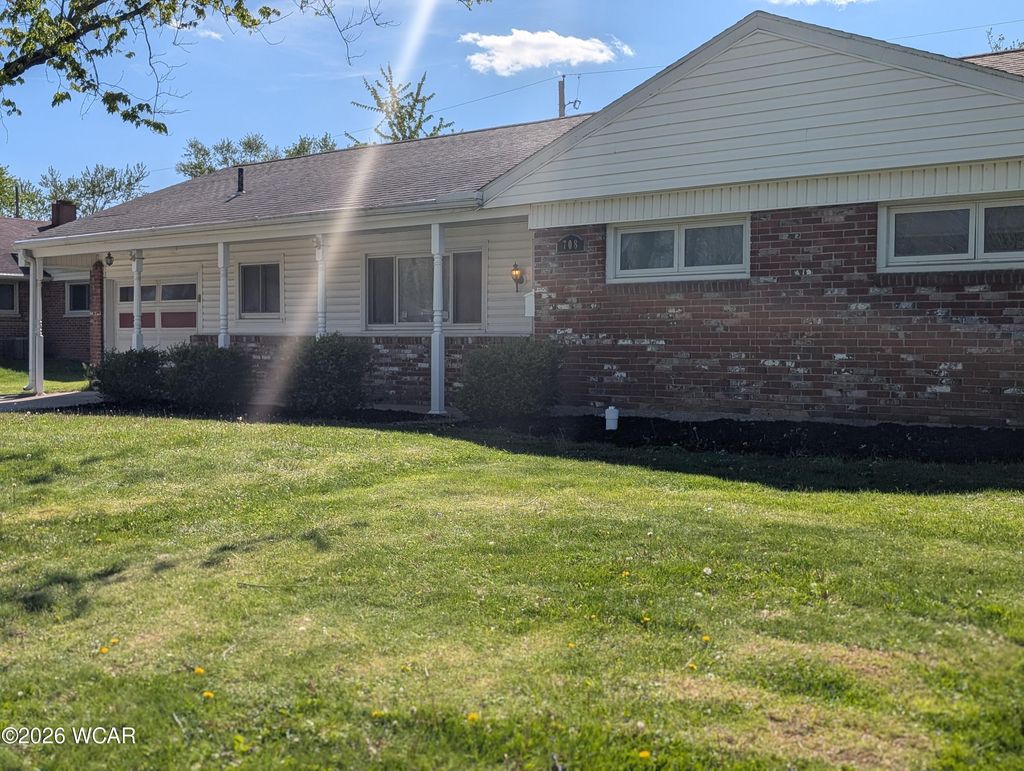 Photo of 708 Gloria Avenue, Lima, OH 45805 (MLS # 310017)