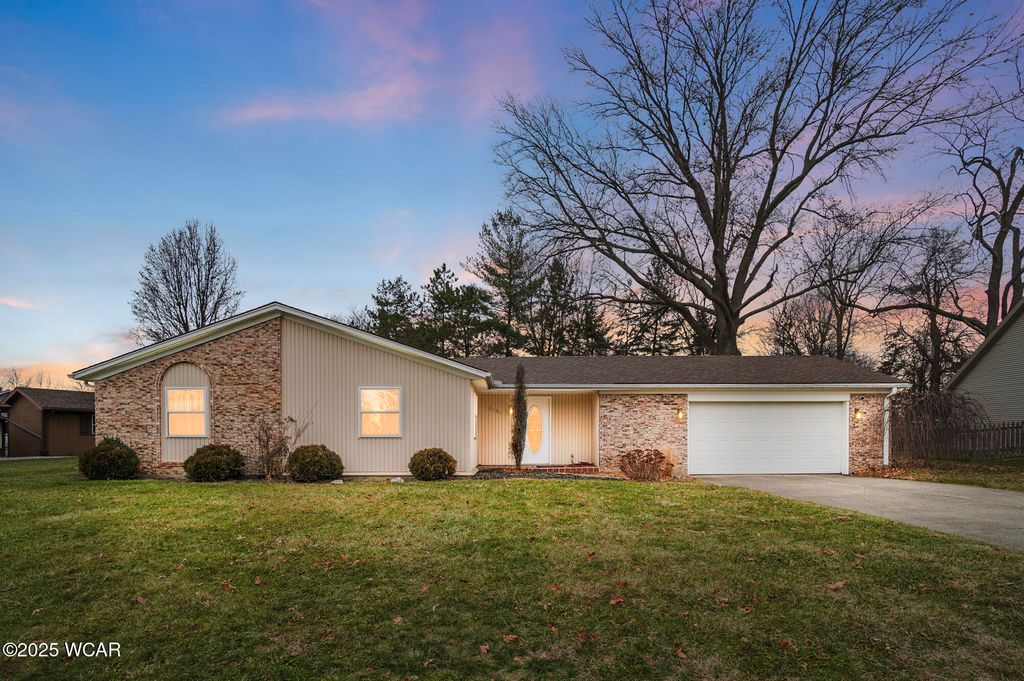 Photo of 2630 Snowberry Lane, Lima, OH 45806 (MLS # 308984)