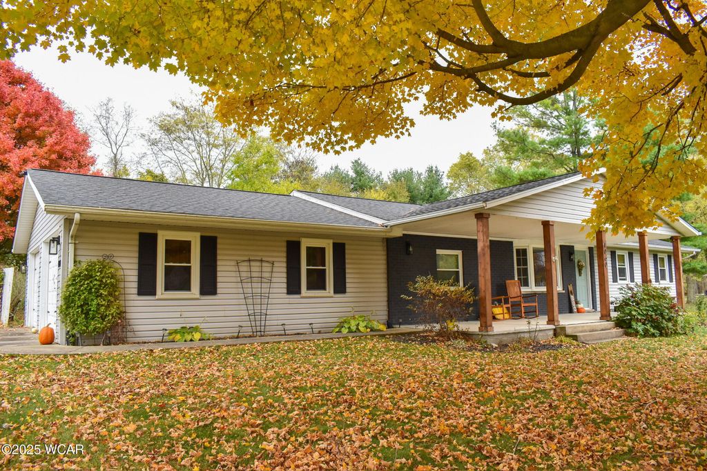 Photo of 1060 Heidi Rd Road, Bellefontaine, OH 43311 (MLS # 308993)