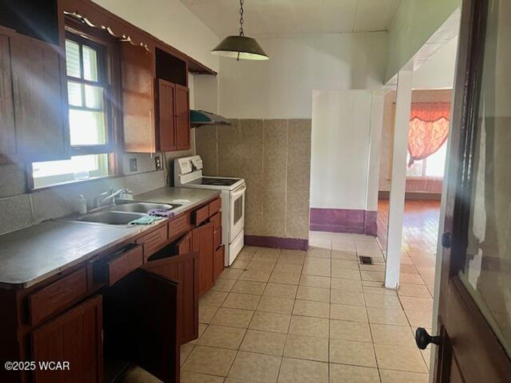 Photo of 530 E Franklin St. Street, Kenton, OH 43326 (MLS # 307832)