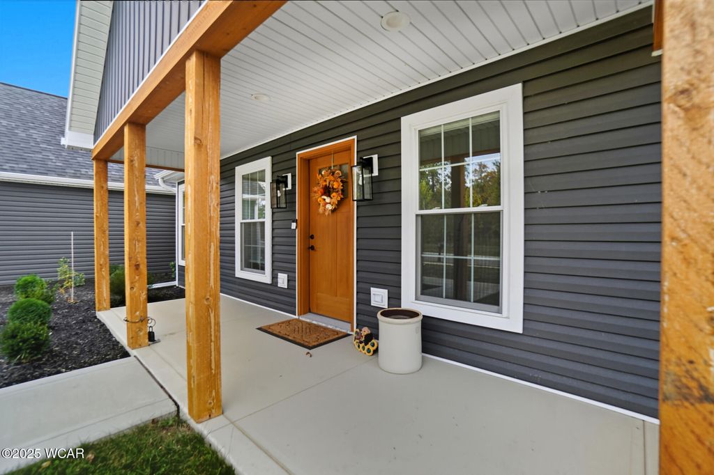 Photo of 3637 Comanche Drive, Lima, OH 45807 (MLS # 308474)