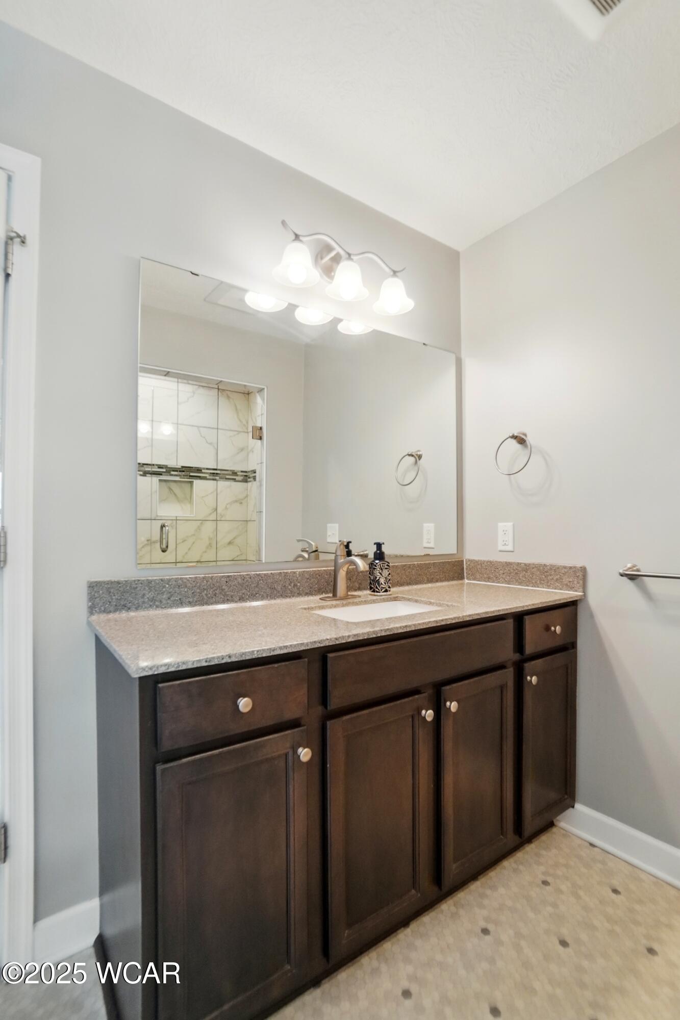 Wapakoneta, Ohio 45895, United States, 3 Bedrooms Bedrooms, ,2 BathroomsBathrooms,Residential,Pending,125288