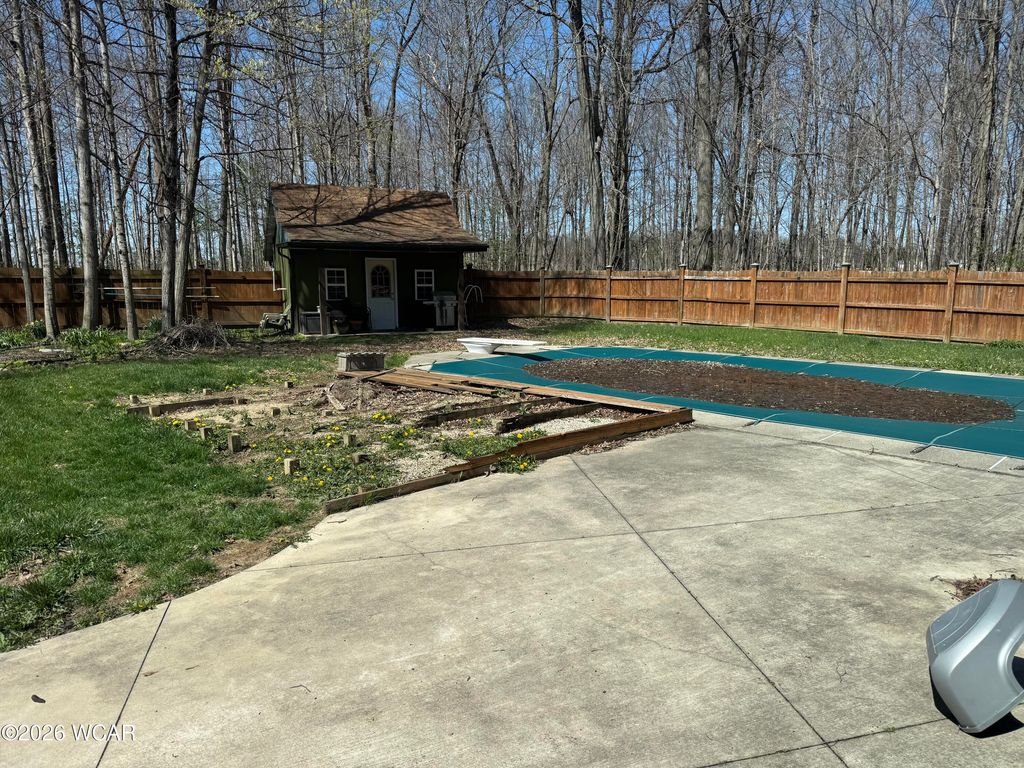 Photo of 119 N McClure Road, Lima, OH 45801 (MLS # 309907)