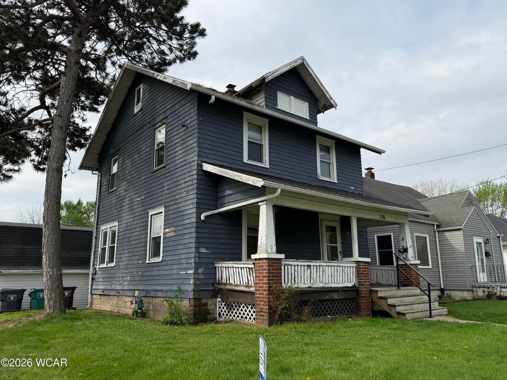 Photo of 136 E O'Connor Avenue, Lima, OH 45801 (MLS # 310051)
