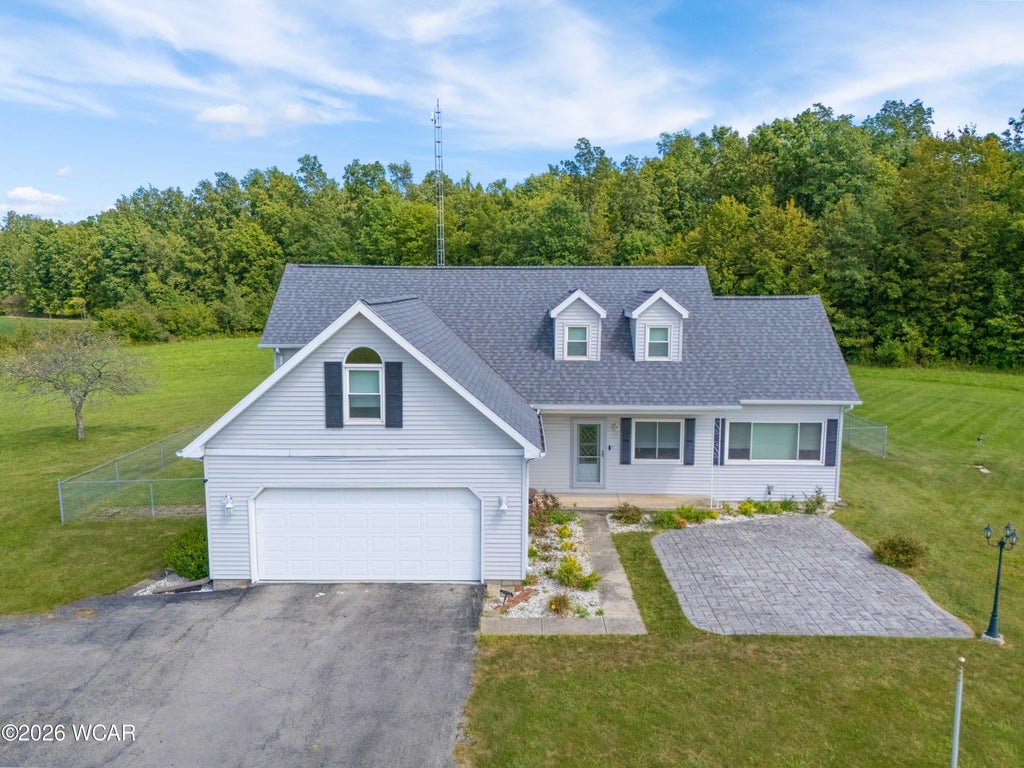 Photo of 1845 Bowman Road, Lima, OH 45804 (MLS # 311615)