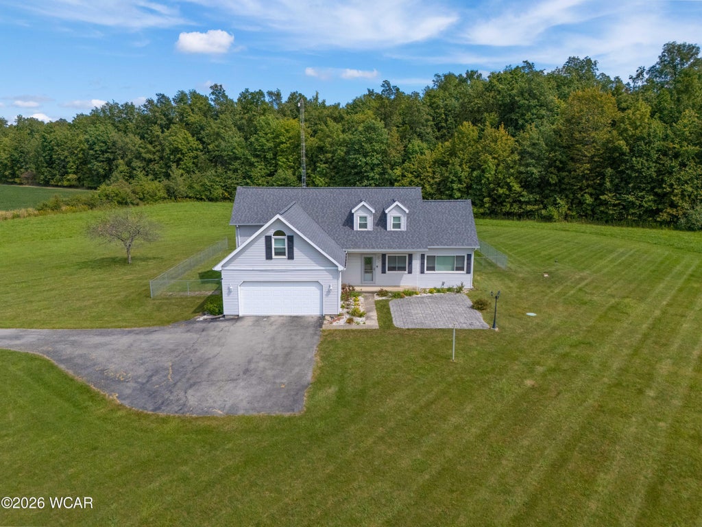 Photo of 1845 Bowman Road, Lima, OH 45804 (MLS # 311615)