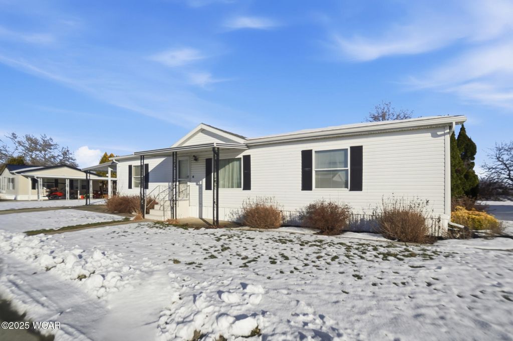 Photo of 1400 S Clay Street, Delphos, OH 45833 (MLS # 309004)