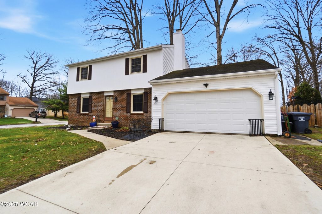 Photo of 3055 Clinton Way, Lima, OH 45805 (MLS # 309804)