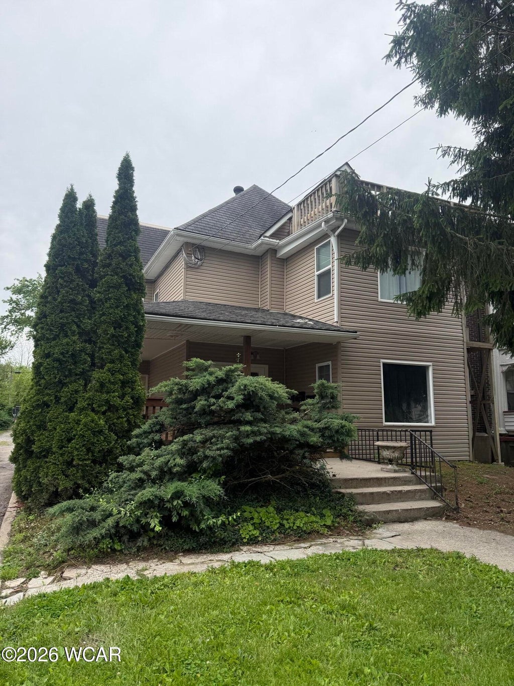 Photo of 1063 W West Market Street, Lima, OH 45805 (MLS # 310359)