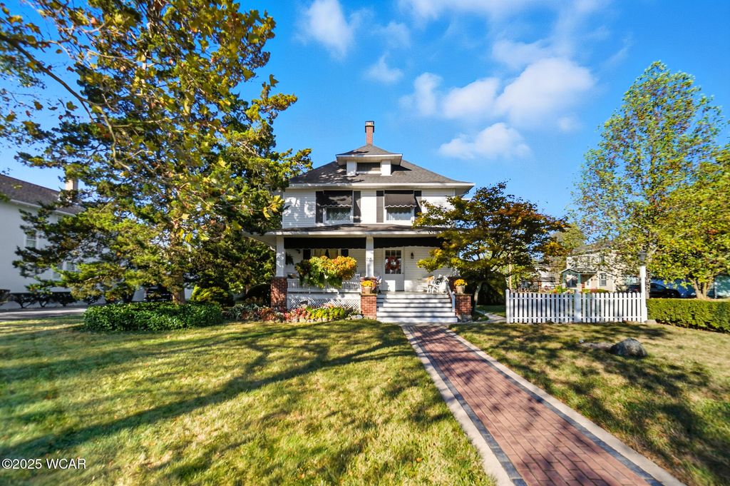 Photo of 1820 N Main Street, Findlay, OH 45840 (MLS # 308549)