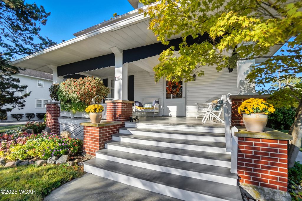 Photo of 1820 N Main Street, Findlay, OH 45840 (MLS # 308549)