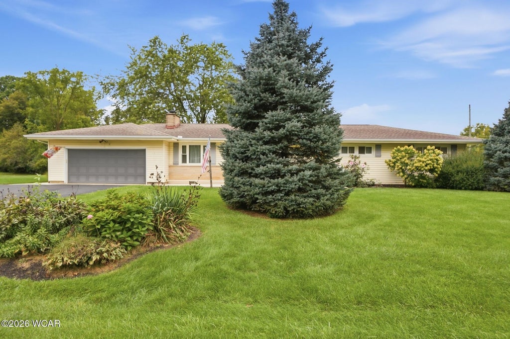 Photo of 1930 Fairlane Drive, Lima, OH 45806 (MLS # 311673)