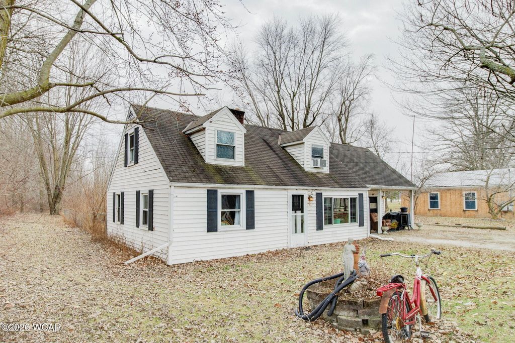 Photo of 7068 Cottonwood Road, Celina, OH 45822 (MLS # 309552)