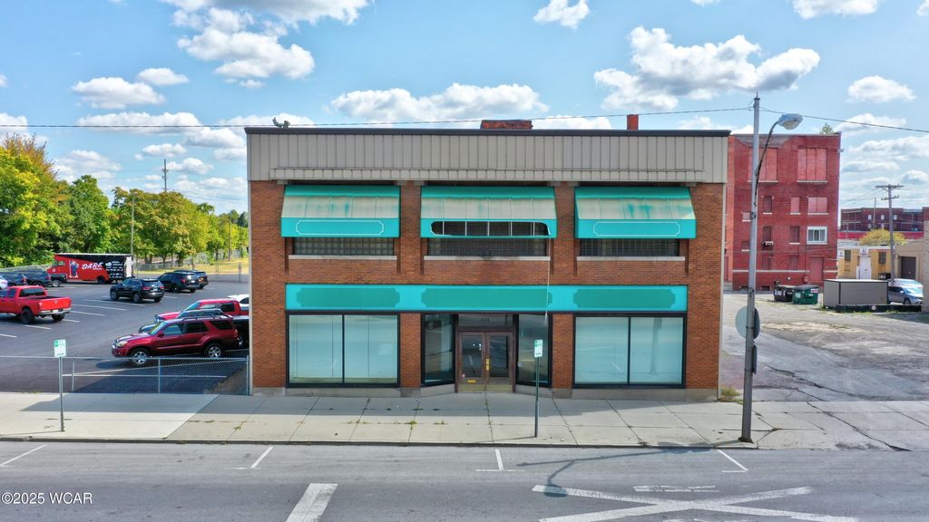 Photo of 414 N Main Street, Lima, OH 45801 (MLS # 308216)