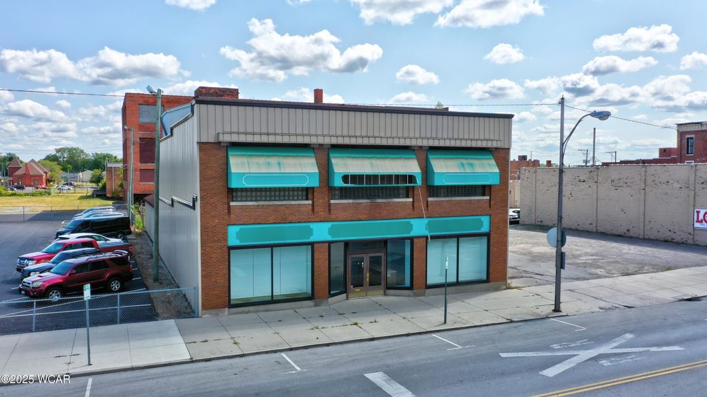 Photo of 414 N Main Street, Lima, OH 45801 (MLS # 308216)