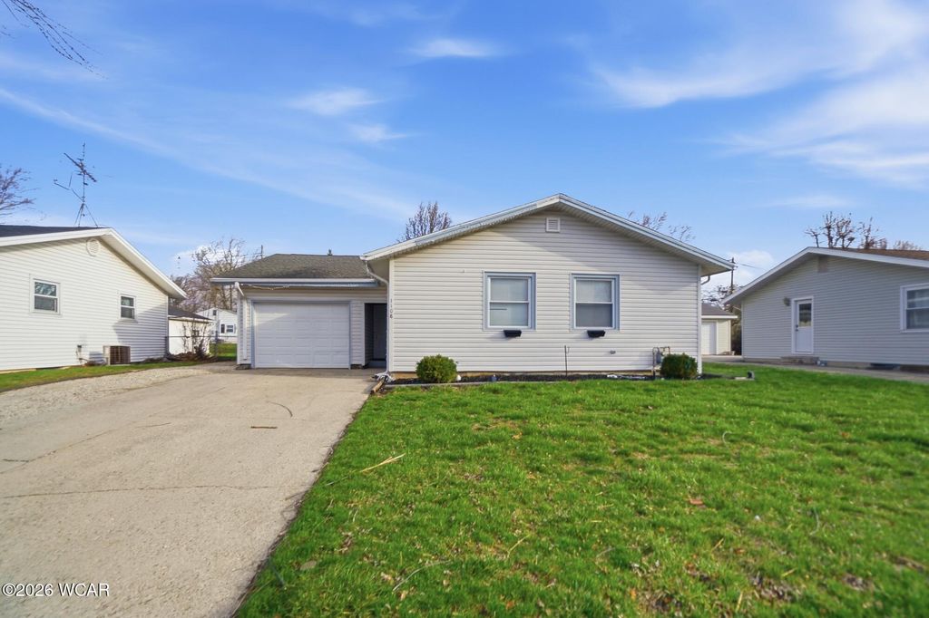 Photo of 1108 Motz Street, Saint Marys, OH 45885 (MLS # 309693)