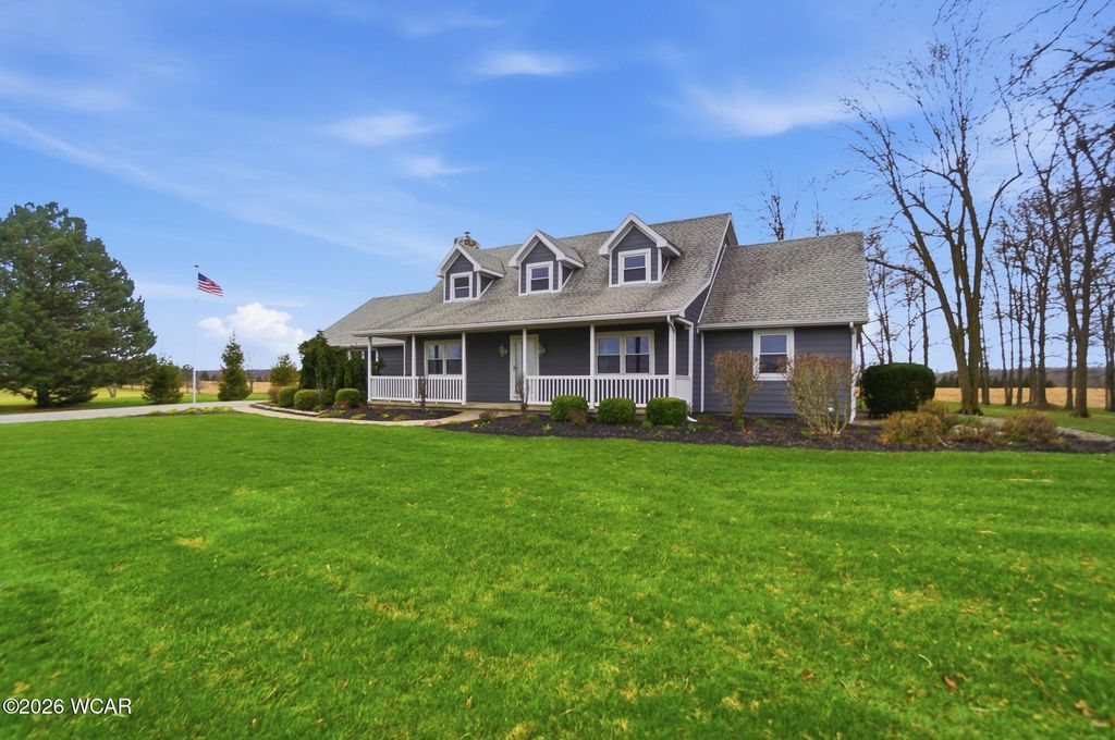 Photo of 24702 Buckland Holden Road, Waynesfield, OH 45896 (MLS # 309788)