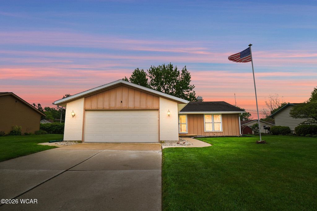 Photo of 3732 Gloucester Place, Lima, OH 45804 (MLS # 310352)
