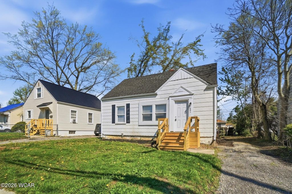 Photo of 601 E 4th Street, Lima, OH 45804 (MLS # 310005)